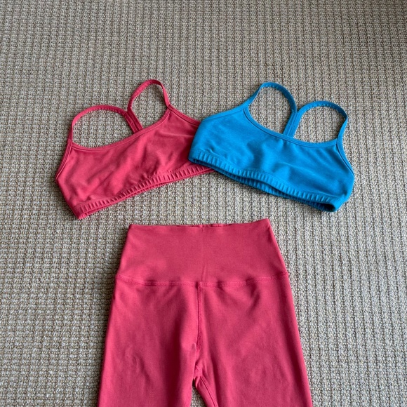BEYOND YOGA Leggings + 2 Sports Bras | 2-for-1! - Picture 13 of 13